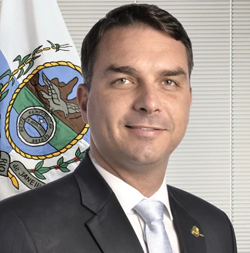 Flávio Bolsonaro confirma presença na Fenamilho 2026 em Patos de Minas